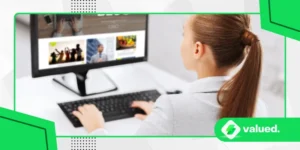 Top Financial Blogs and Websites Every Investor Should Bookmark